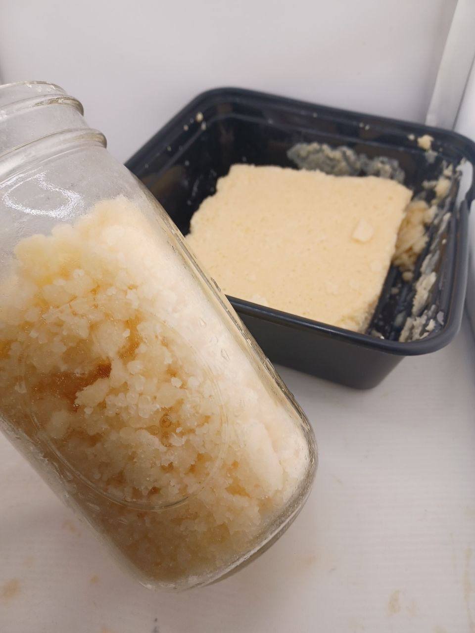 HIGH QUALITY SUGAR AND CRUMBLE